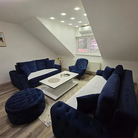 New Luxury In Center דירה סראייבו